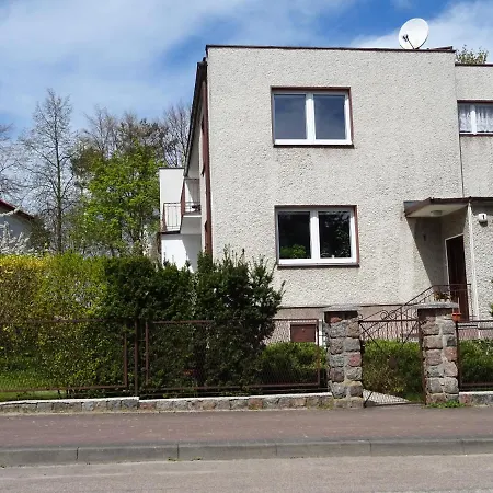 Alabaster Homestay *